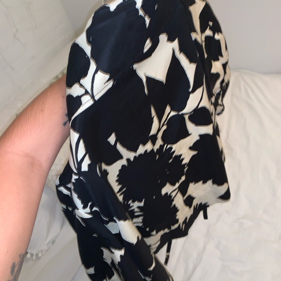 Floral Moschino Jacket - Picture 5 of 5